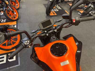 KTM 890 Duke GP 2025