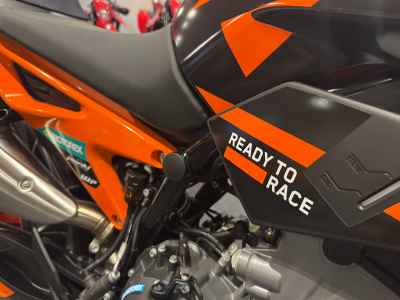 KTM 890 Duke GP 2025
