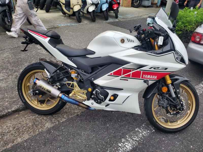 Yamaha YZF-R3 60th Anniversary 2024