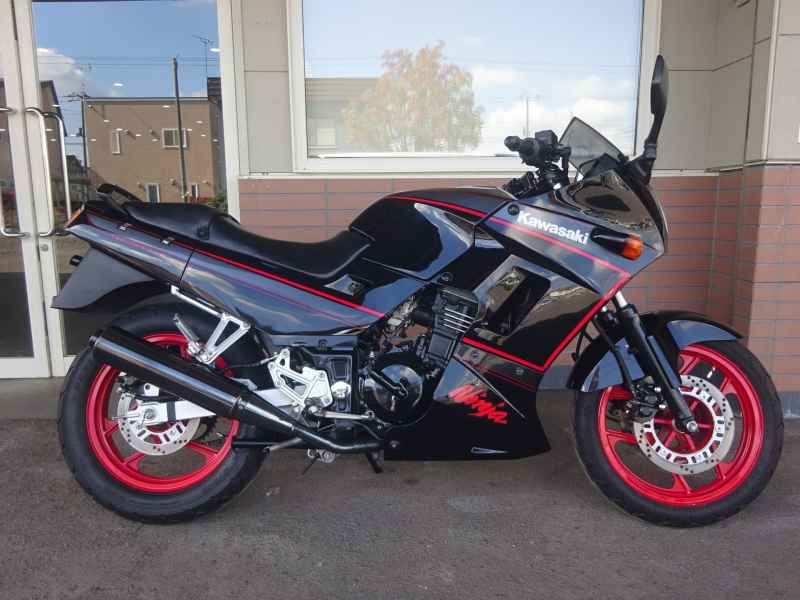 Kawasaki GPX250R2