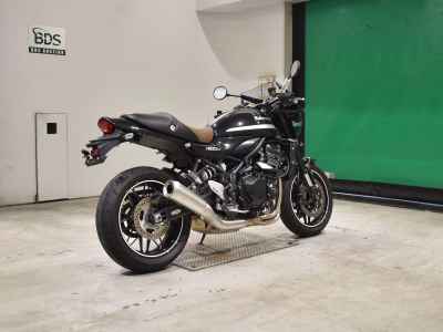 Kawasaki Z900RS 2021