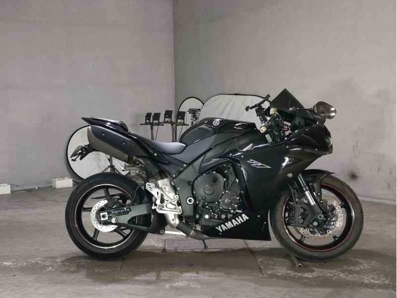 Yamaha YZF-R1 2013