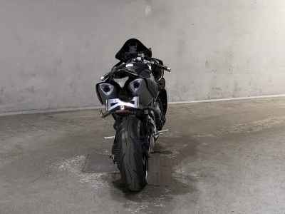 Yamaha YZF-R1 2013
