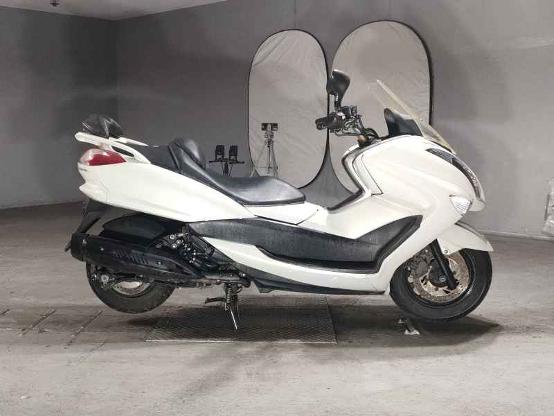 Yamaha Majesty 250