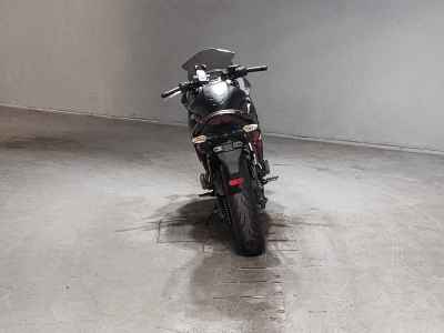 Kawasaki Ninja 400R