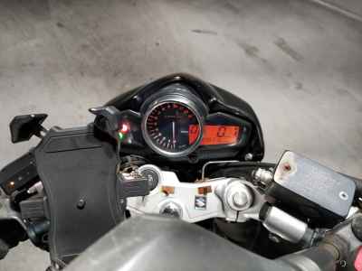 Suzuki GSR250