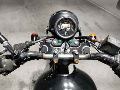 Suzuki ST250E