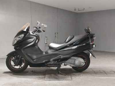 Suzuki Skywave 250S