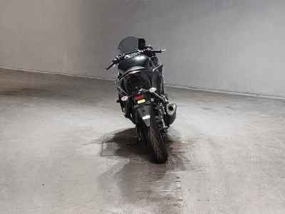 Yamaha YZF-R25