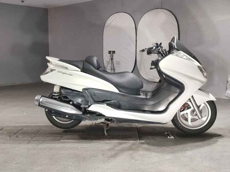 Yamaha Majesty 250