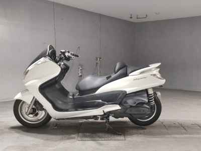 Yamaha Majesty 250