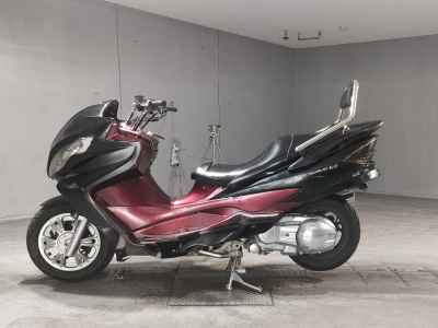 Suzuki Skywave 250S