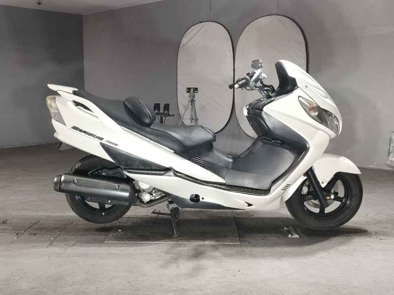 Suzuki Skywave 250S