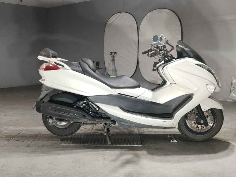 Yamaha Majesty 250