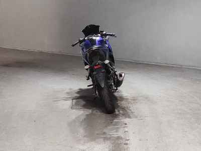 Yamaha YZF-R25
