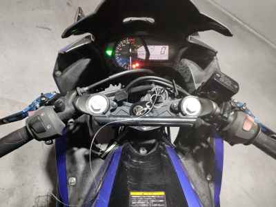 Yamaha YZF-R25