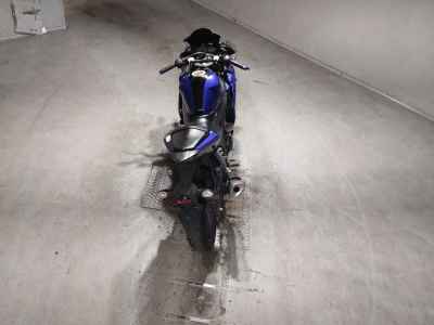 Yamaha YZF-R25