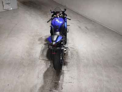 Yamaha YZF-R7 2022