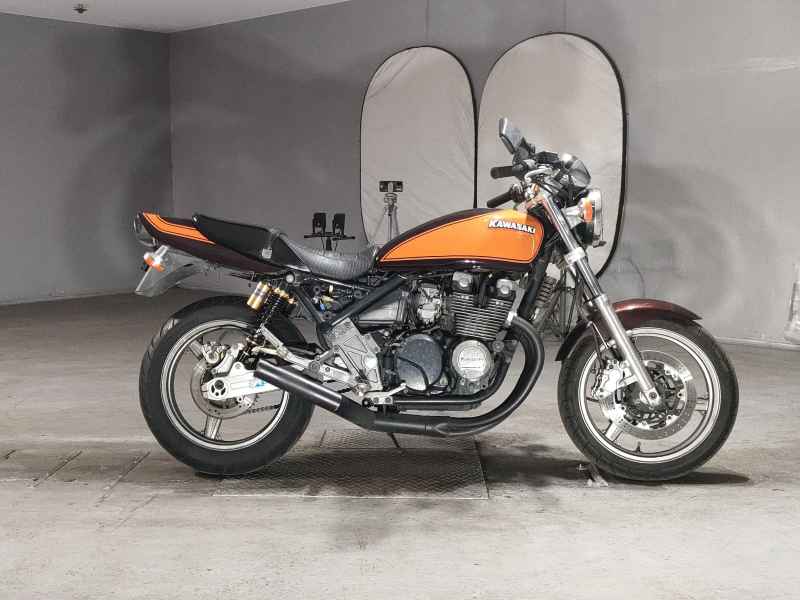 Kawasaki Zephyr 400 2010
