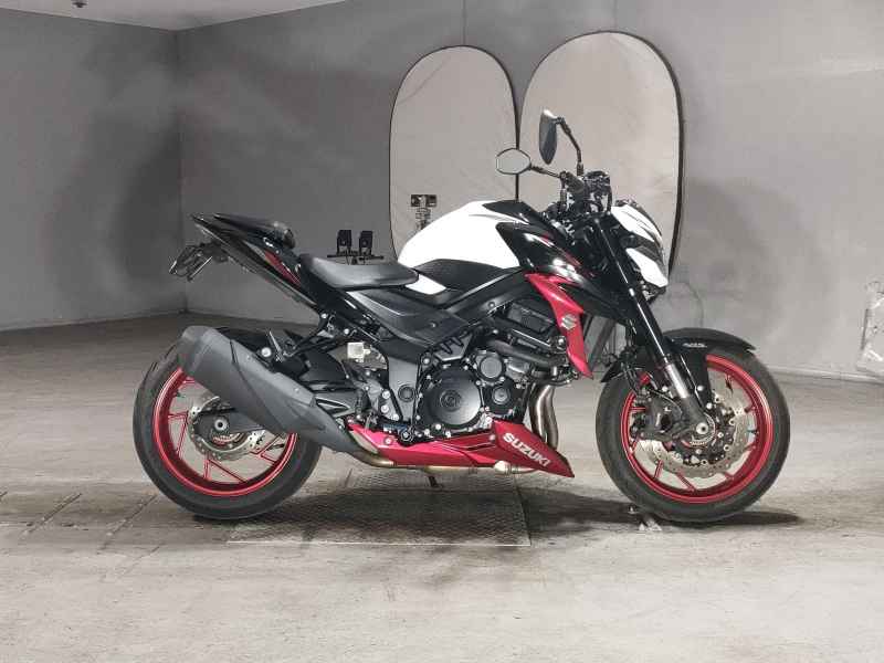 Suzuki GSX-S750 2020