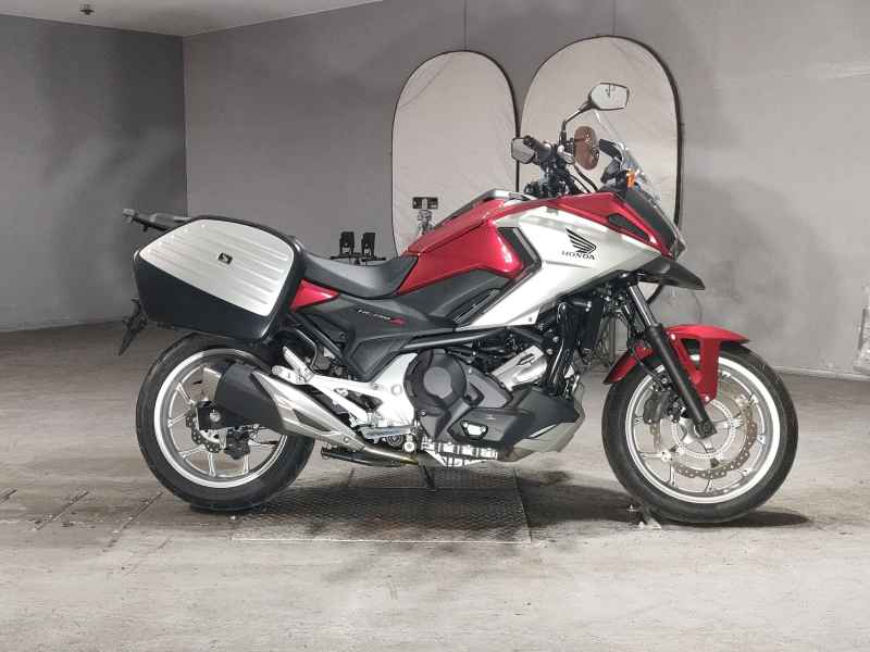 Honda NC750X DCT 2017
