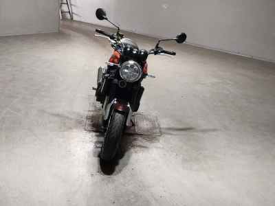 Kawasaki Z900RS 2018