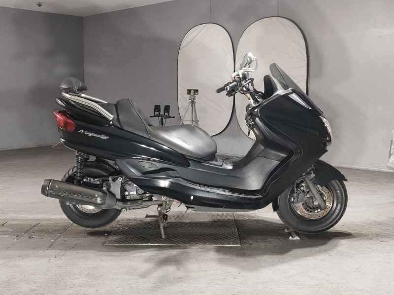 Yamaha Majesty 250
