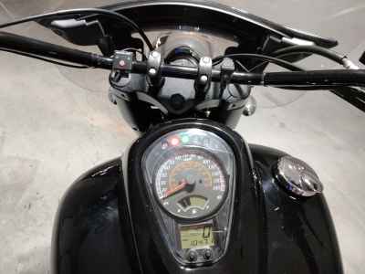 Suzuki Boulevard C90 2015