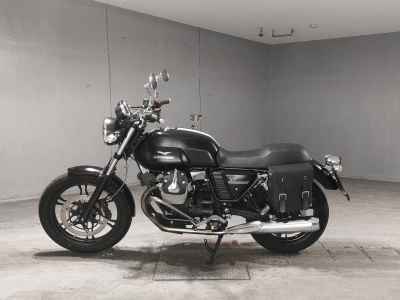Moto Guzzi V7 Stone 2014