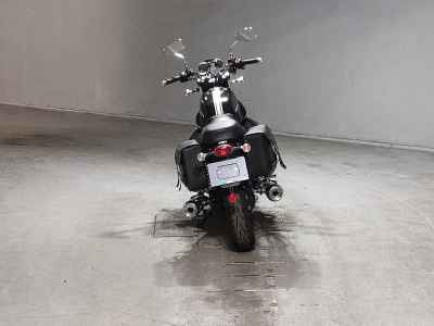 Moto Guzzi V7 Stone 2014