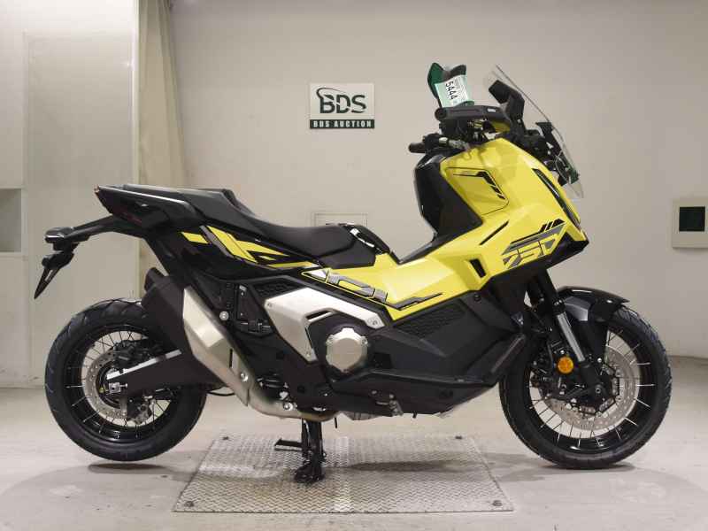 Honda X-Adv 750 2024