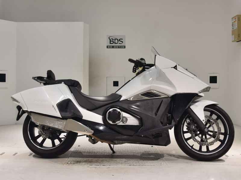 Honda NM4 Vultus 2014