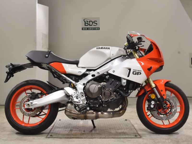 Yamaha XSR900 GP 2024