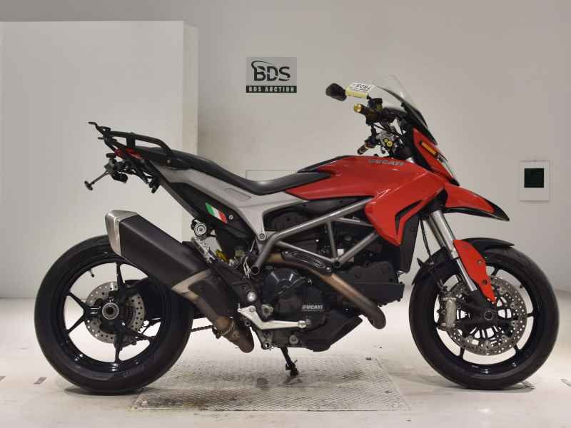 Ducati Hyperstrada 2014