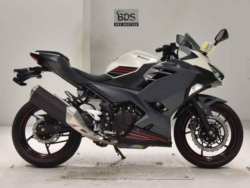 Kawasaki Ninja 400-2 2023