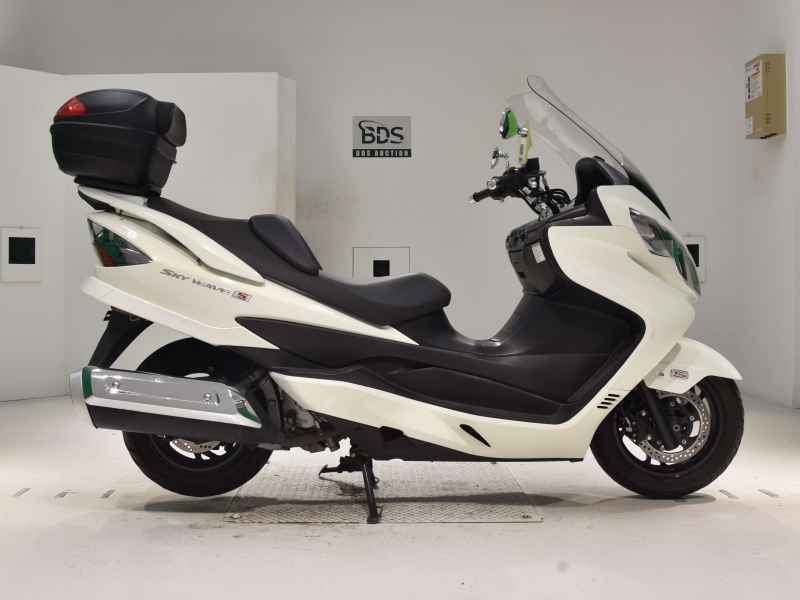 Suzuki Skywave 400-3S 2015