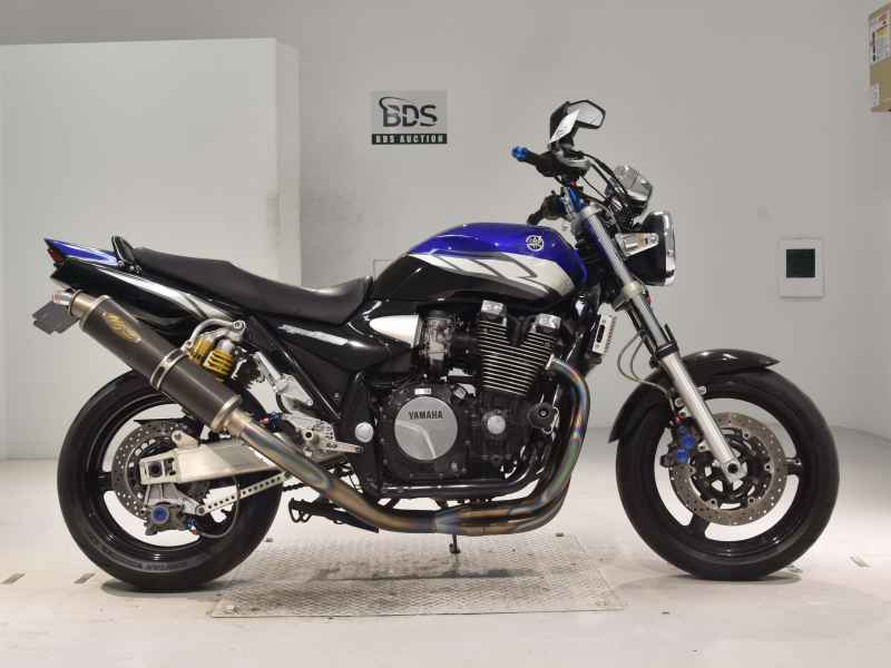 Yamaha XJR1300 2004