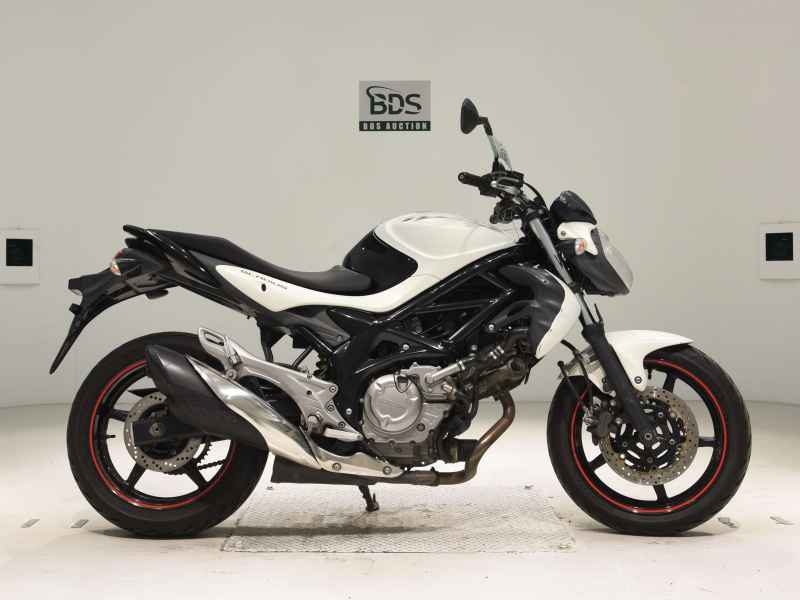 Suzuki Gladius 650 2013