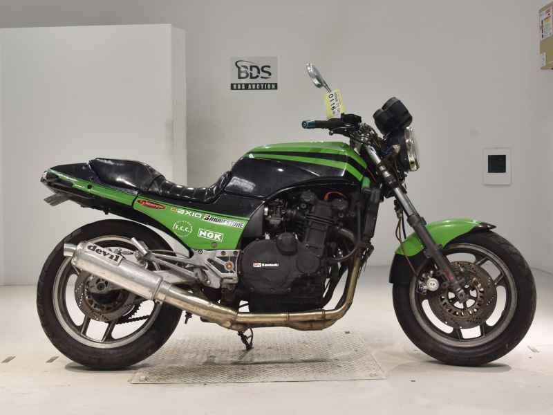 Kawasaki GPZ750R 1985