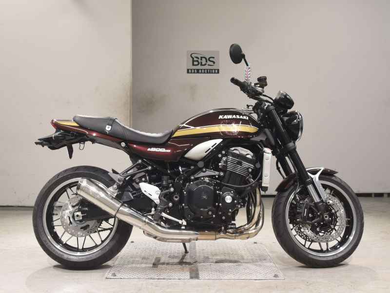 Kawasaki Z900RS 2025