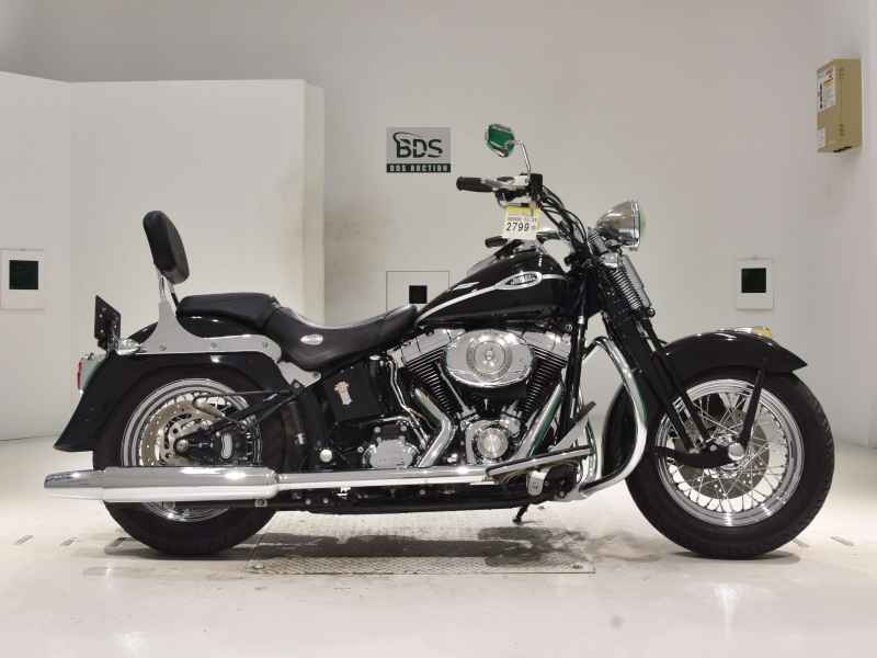 Harley-Davidson FLSTSC1580 2007