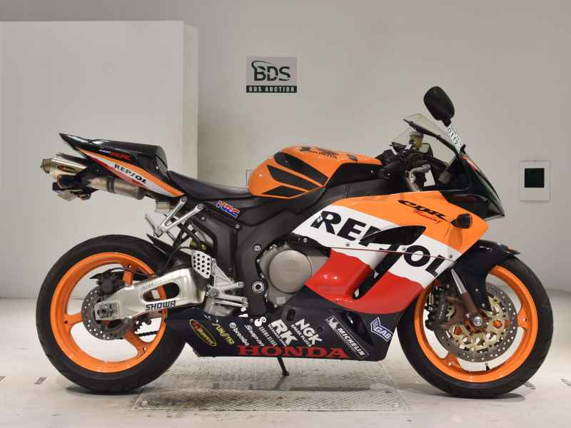 Honda CBR1000RR 2004