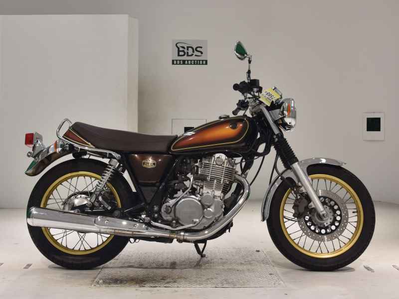 Yamaha SR400-5 2018