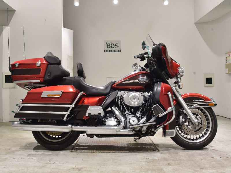 Harley-Davidson FLHTCU1690 2012