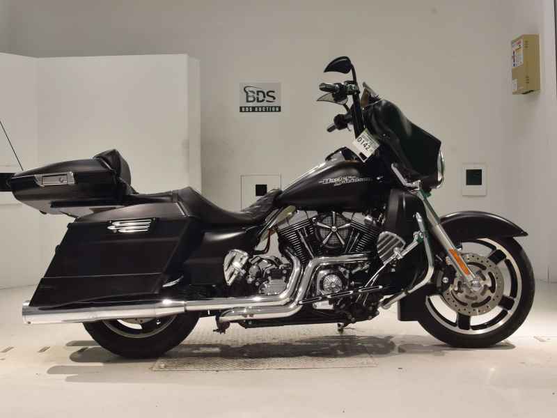 Harley-Davidson FLHX1580 2011