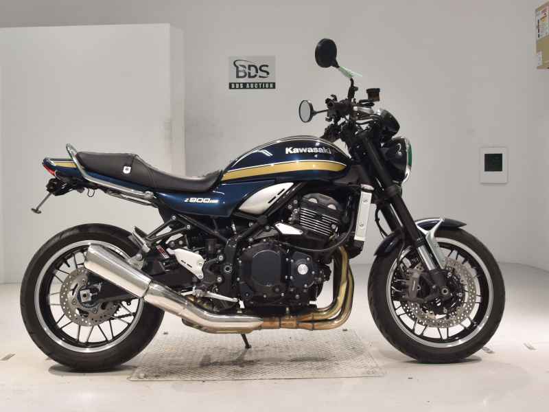 Kawasaki Z900RS 2022