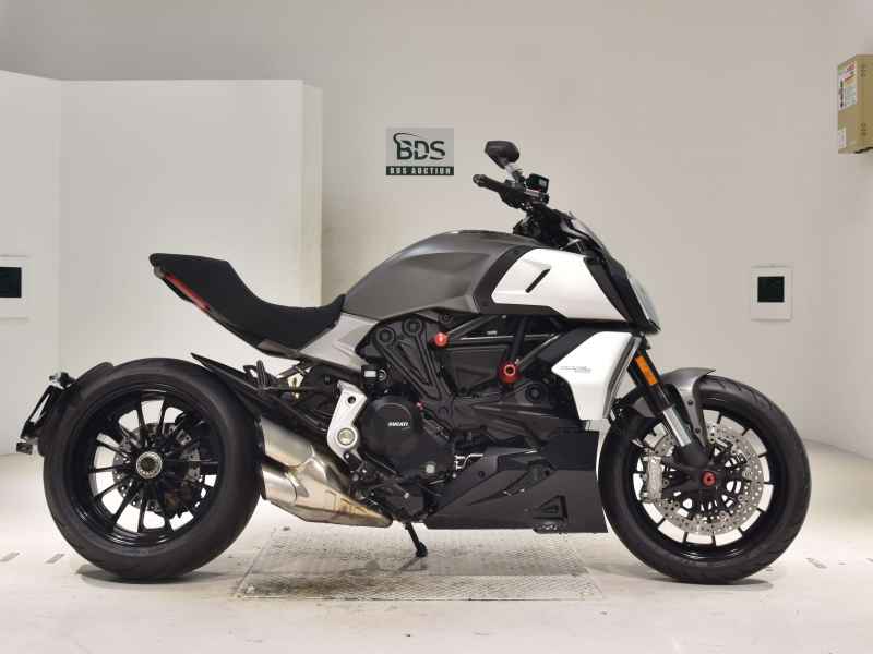 Ducati Diavel 1260 2021