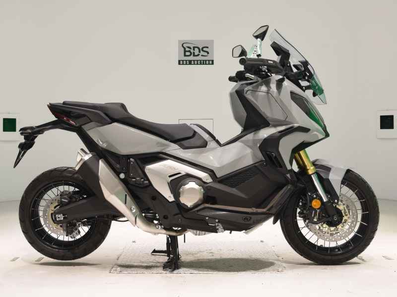 Honda X-ADV750 2024