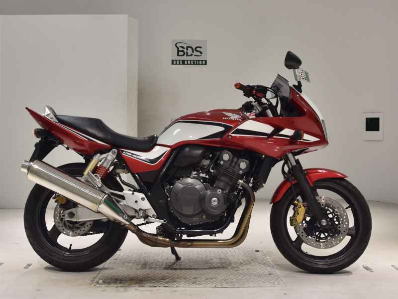 Honda CB400 Super Boldor 2012