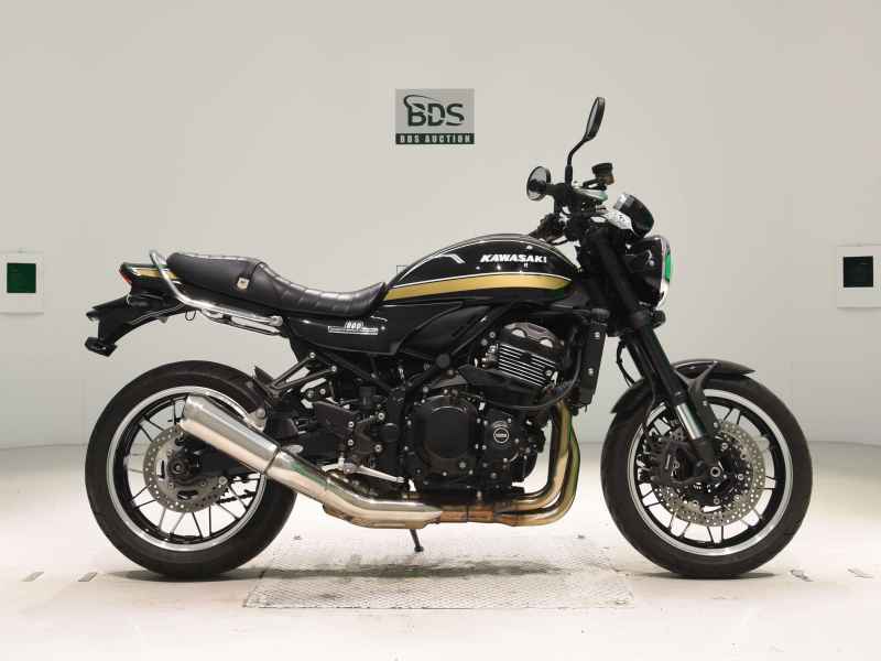 Kawasaki Z900RS 2021